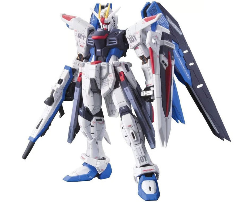 Bandai 1/144 RG #5 ZGMF-X10A Freedom Gundam "Gundam SEED" Model Kit