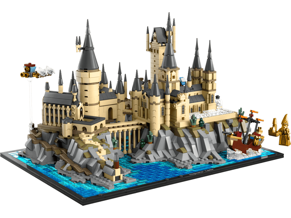 LEGO Harry Potter Hogwarts Castle and Grounds